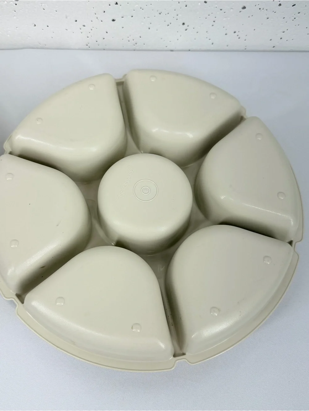 Vintage Tupperware Almond Portable Picnic Serving Center Tray Model 1665